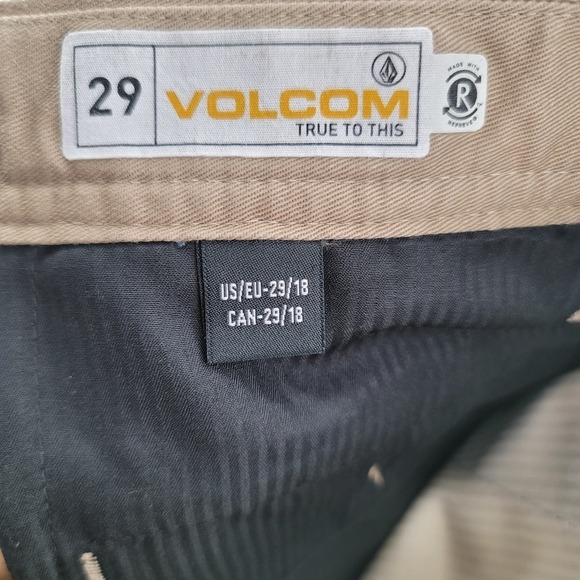 Volcom Young Men's Casual Shorts Size 29/18 NWOT - Picture 4 of 6